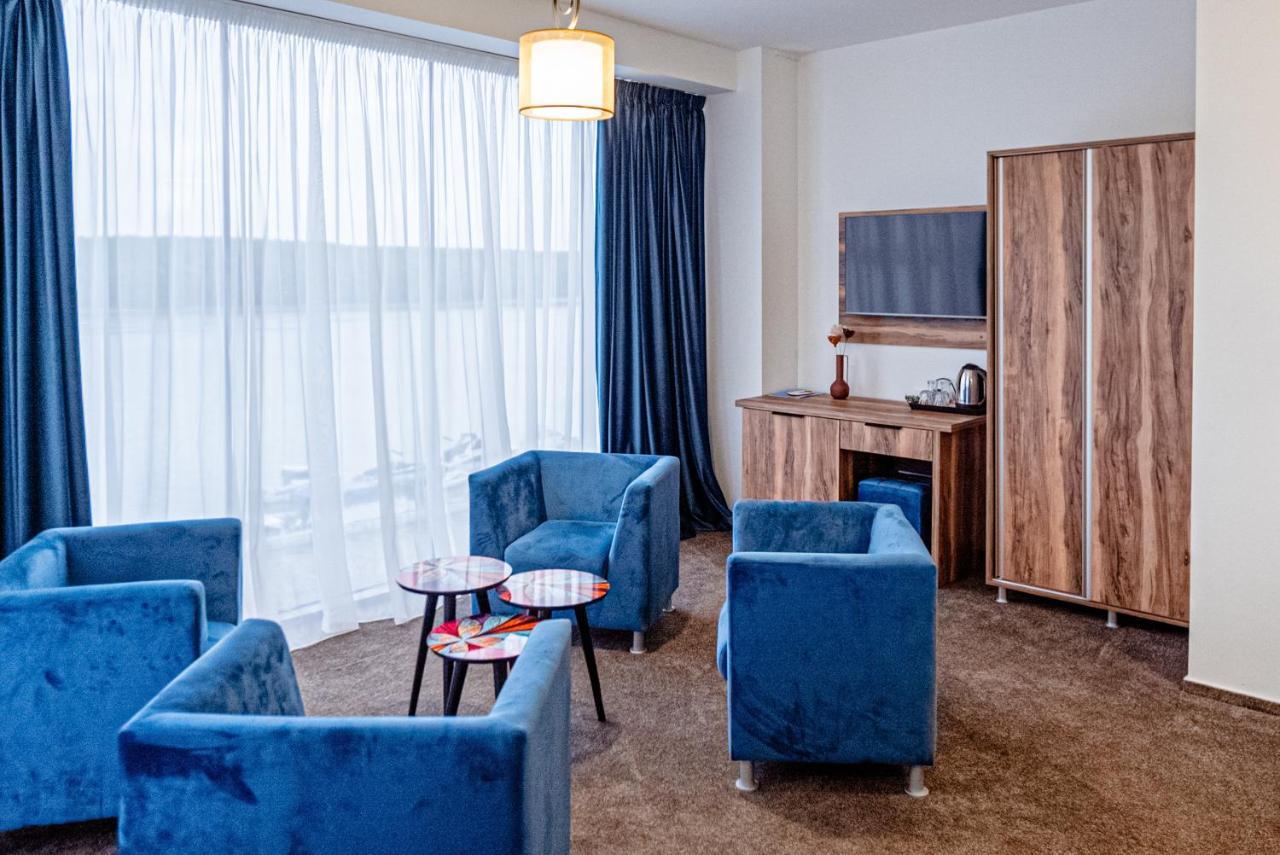 Raay Hotel Braila Exterior photo