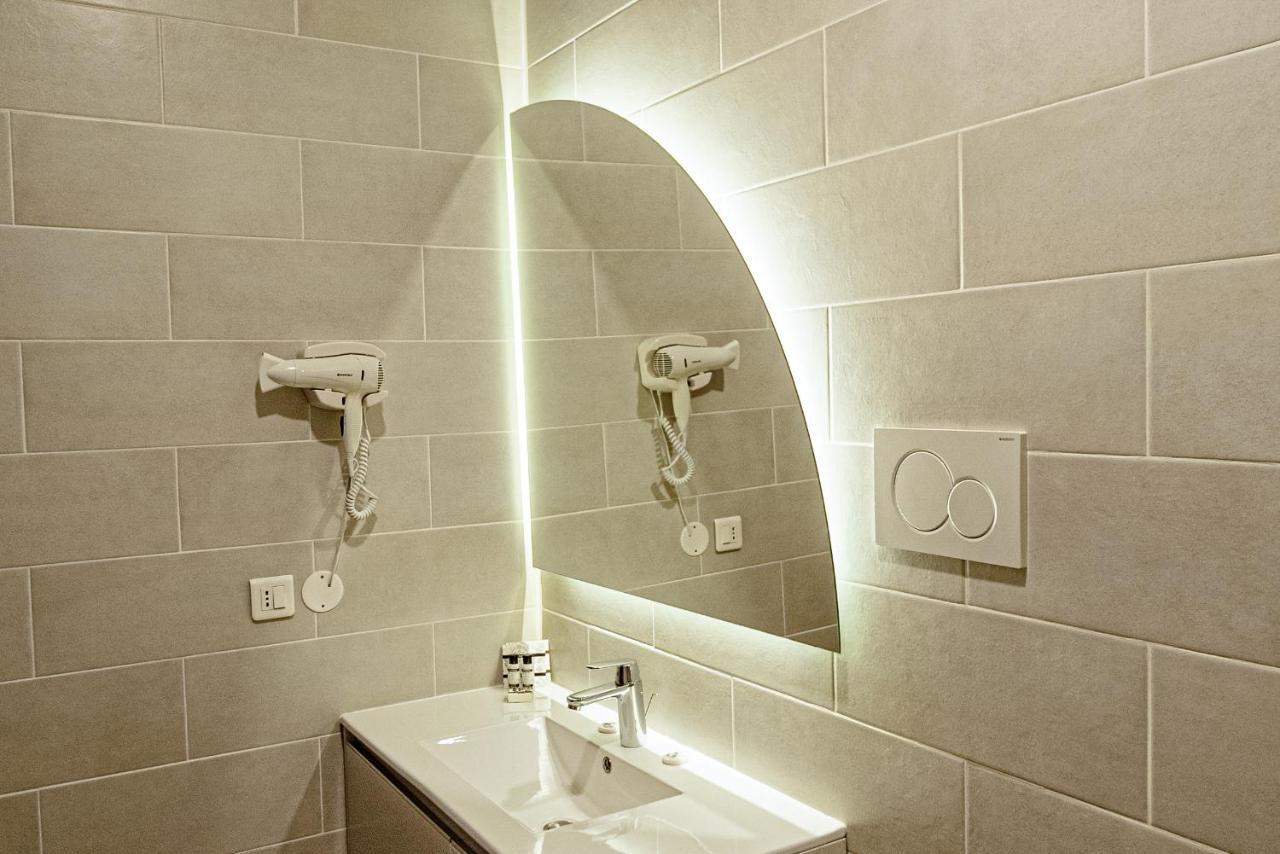 Raay Hotel Braila Exterior photo