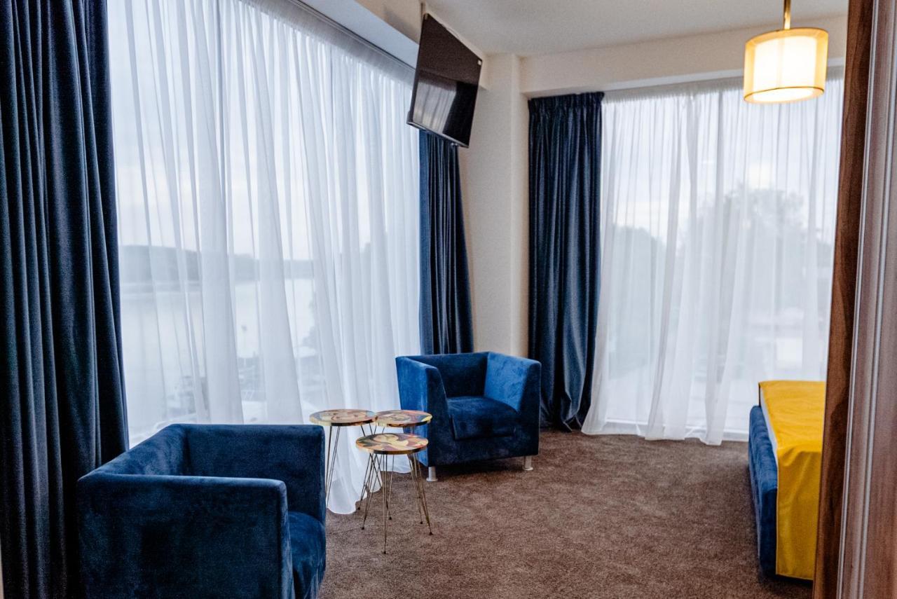 Raay Hotel Braila Exterior photo