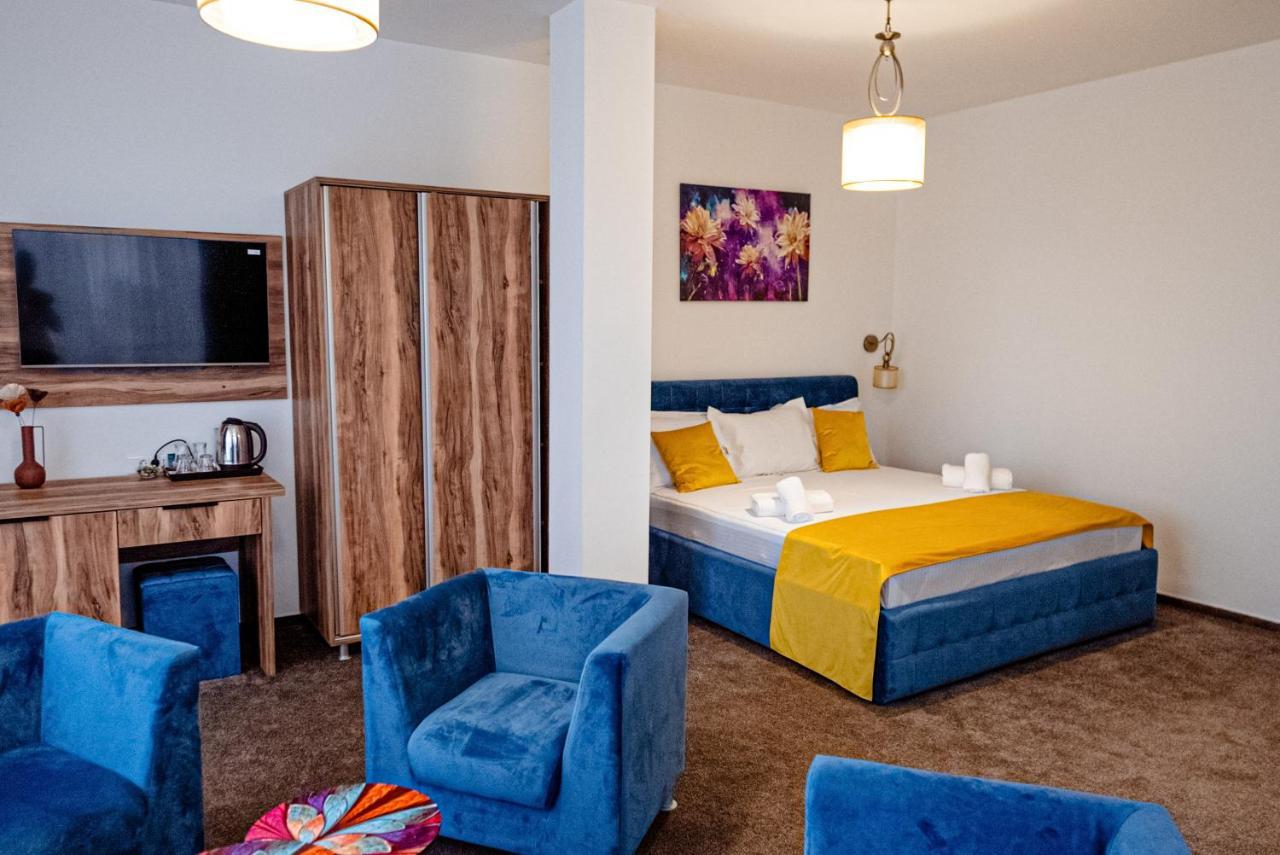 Raay Hotel Braila Exterior photo