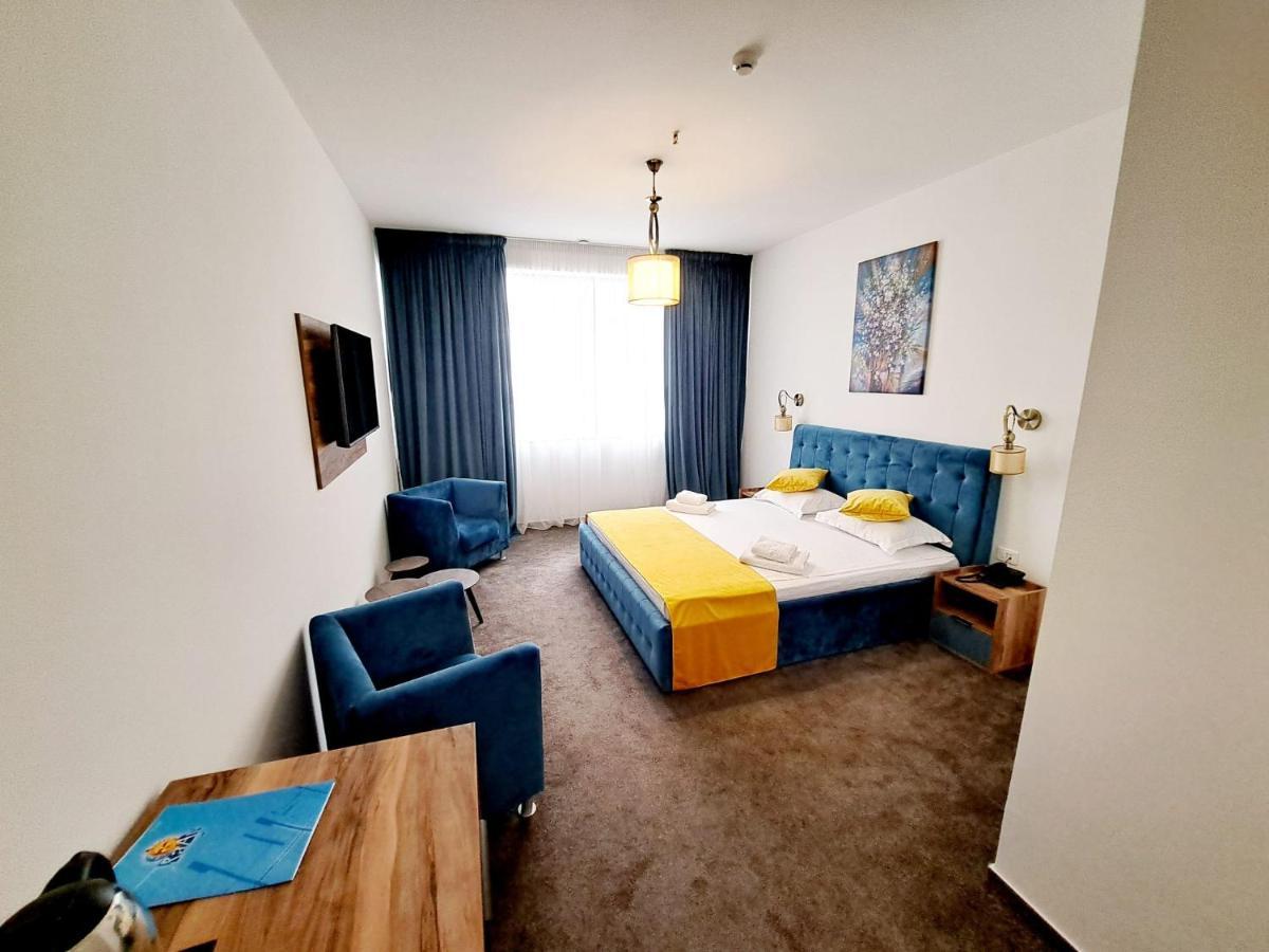 Raay Hotel Braila Exterior photo
